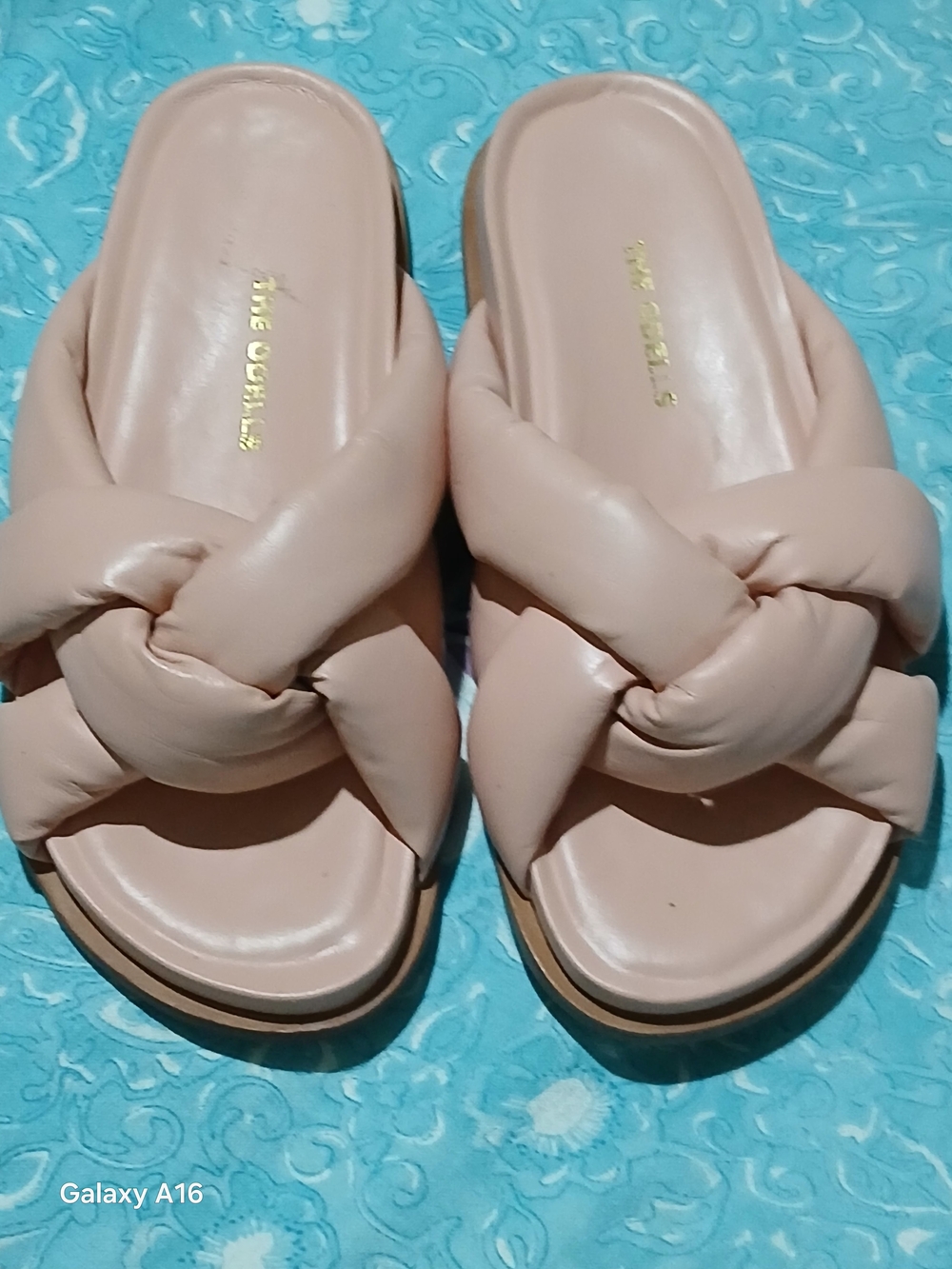 The Odells Puffy Slide Flip Flops Sandals Shoes Womens Size 7 US 37 EU Pink